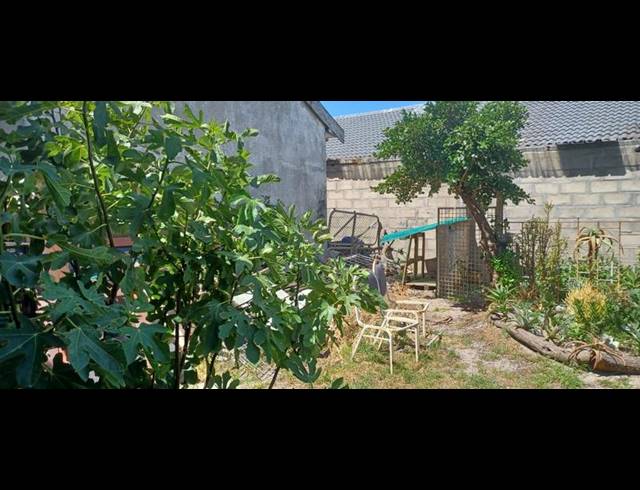 3 BEDROOM HOUSE FOR SALE IN LOTUS RIVER